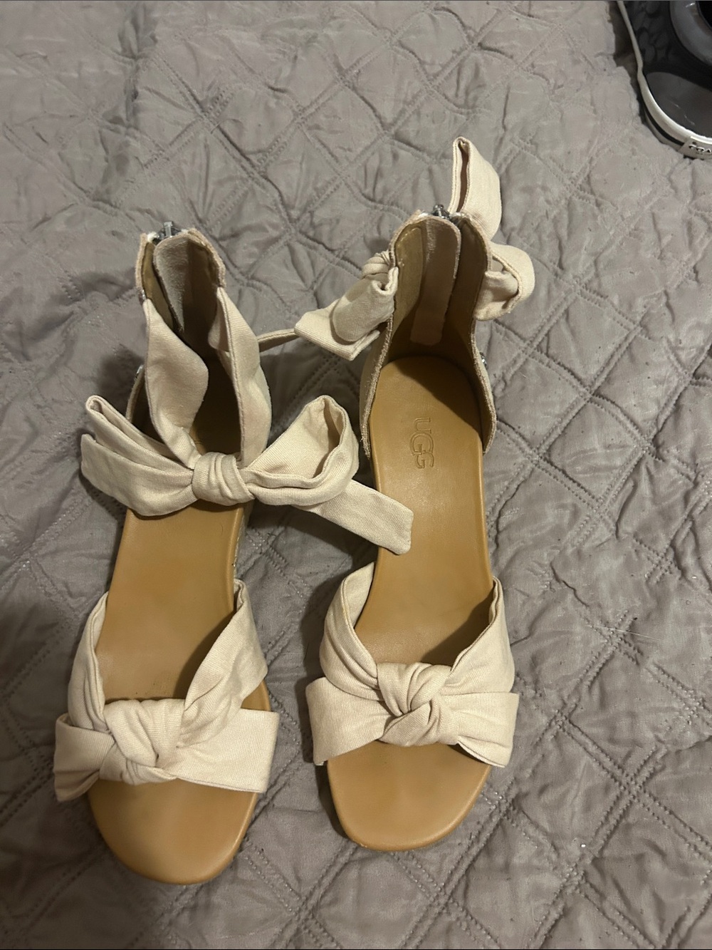 UGG Women's Ivory Knot Ankle Tie Sandals